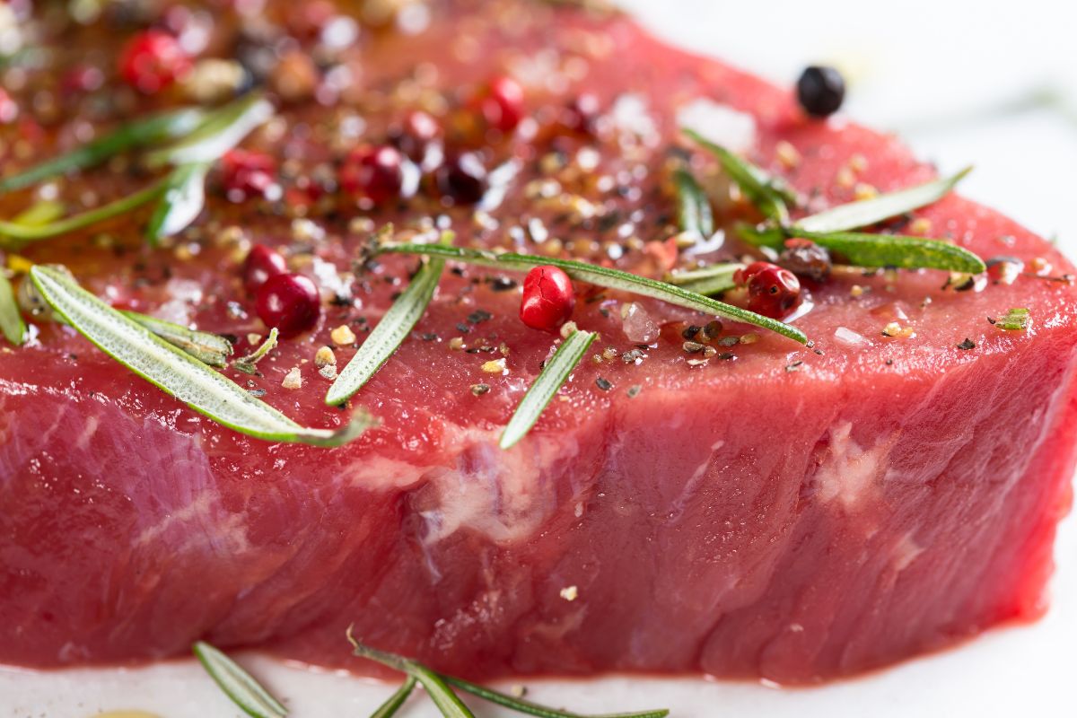 Marinating chuck tenderloin steak