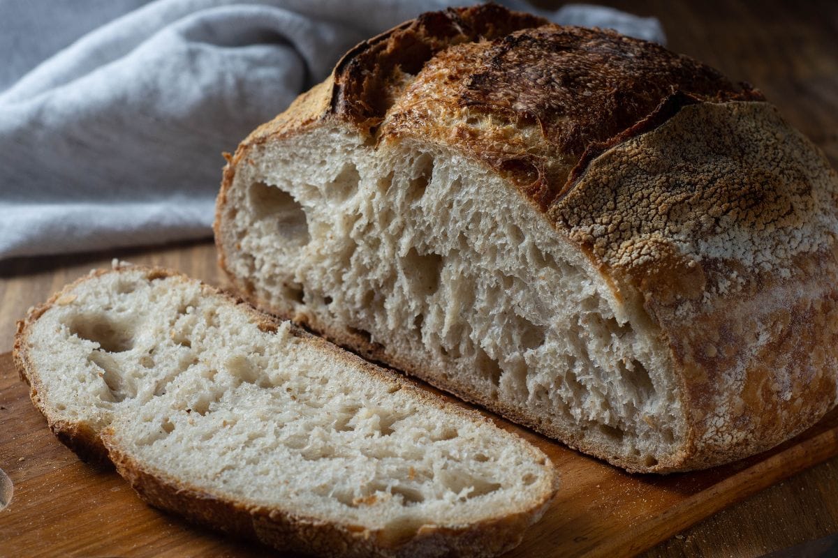 moist discard sourdough banana bread slice.